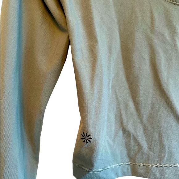 Athleta Shanti Mock Neck, Fitted, Cropped Long Sleeve Performance Top - Picture 5 of 13